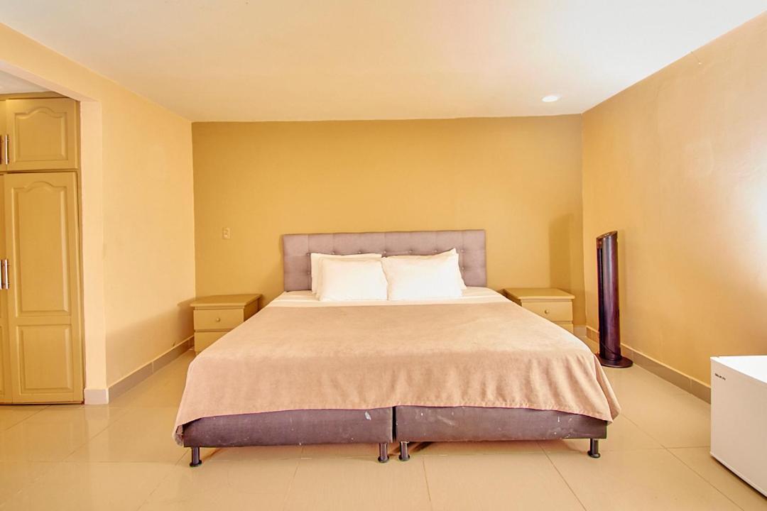 Guatapé Mansion By Bernalo Hotels מראה חיצוני תמונה