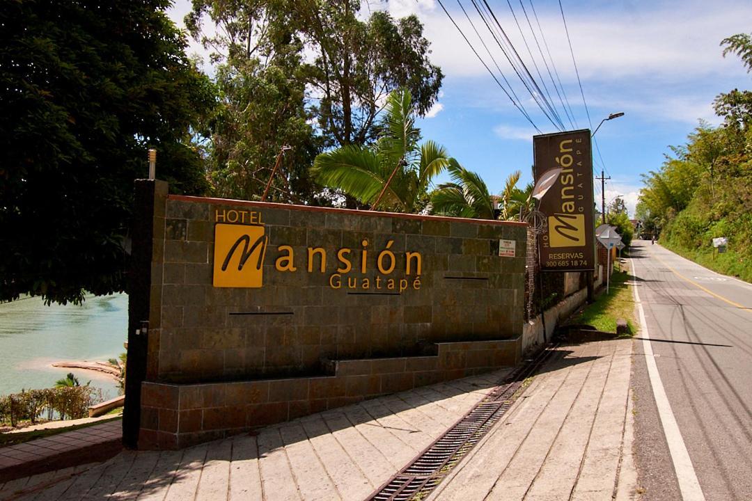 Guatapé Mansion By Bernalo Hotels מראה חיצוני תמונה
