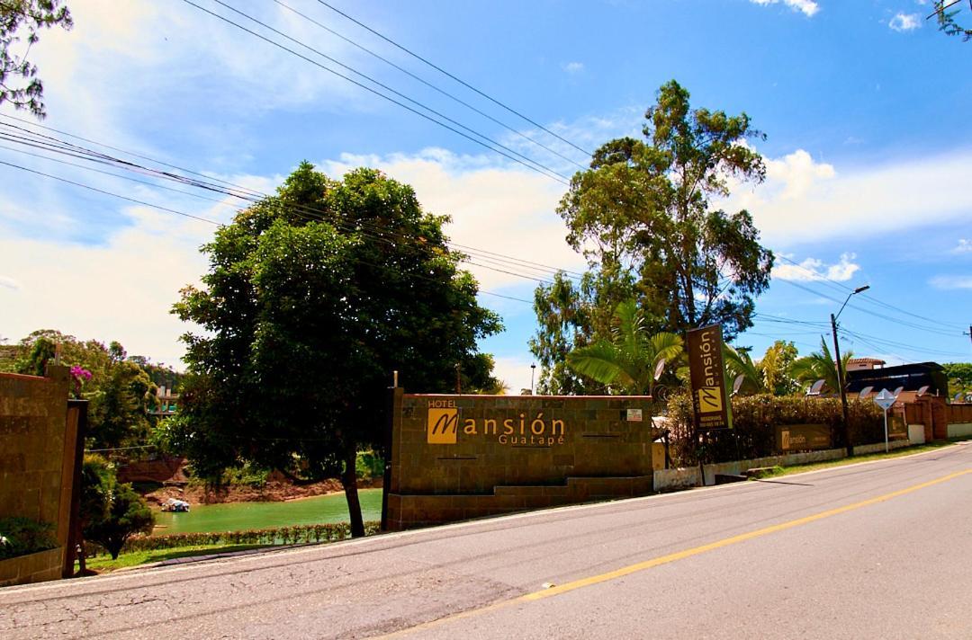 Guatapé Mansion By Bernalo Hotels מראה חיצוני תמונה