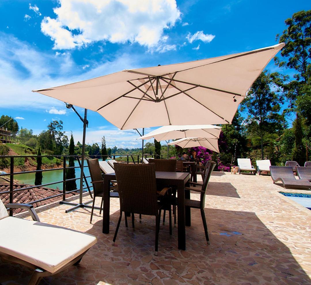 Guatapé Mansion By Bernalo Hotels מראה חיצוני תמונה